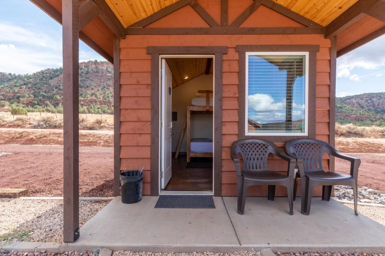 Apple Valley Gooseberry Lodges Zion National Park Area מראה חיצוני תמונה