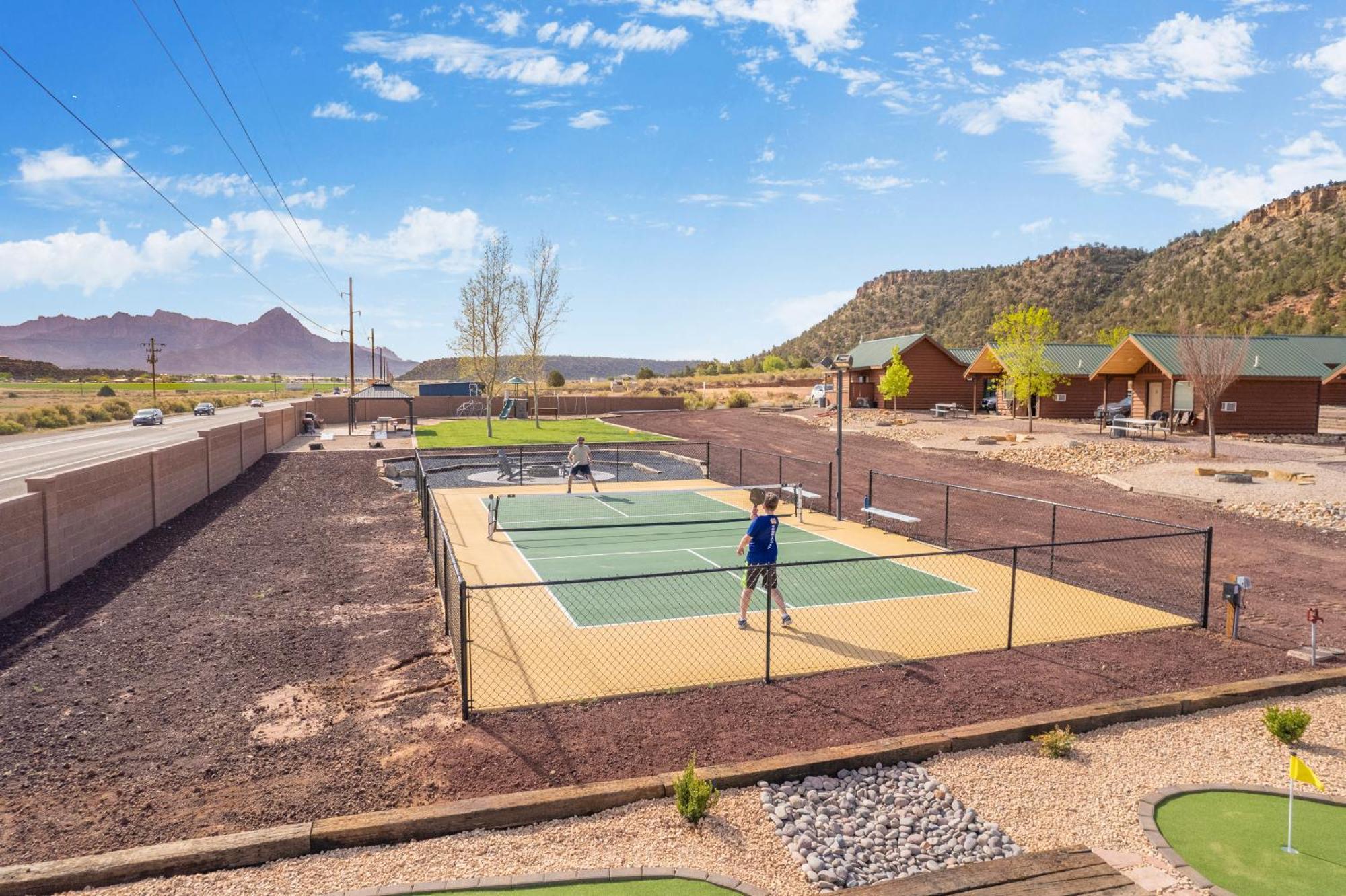 Apple Valley Gooseberry Lodges Zion National Park Area מראה חיצוני תמונה