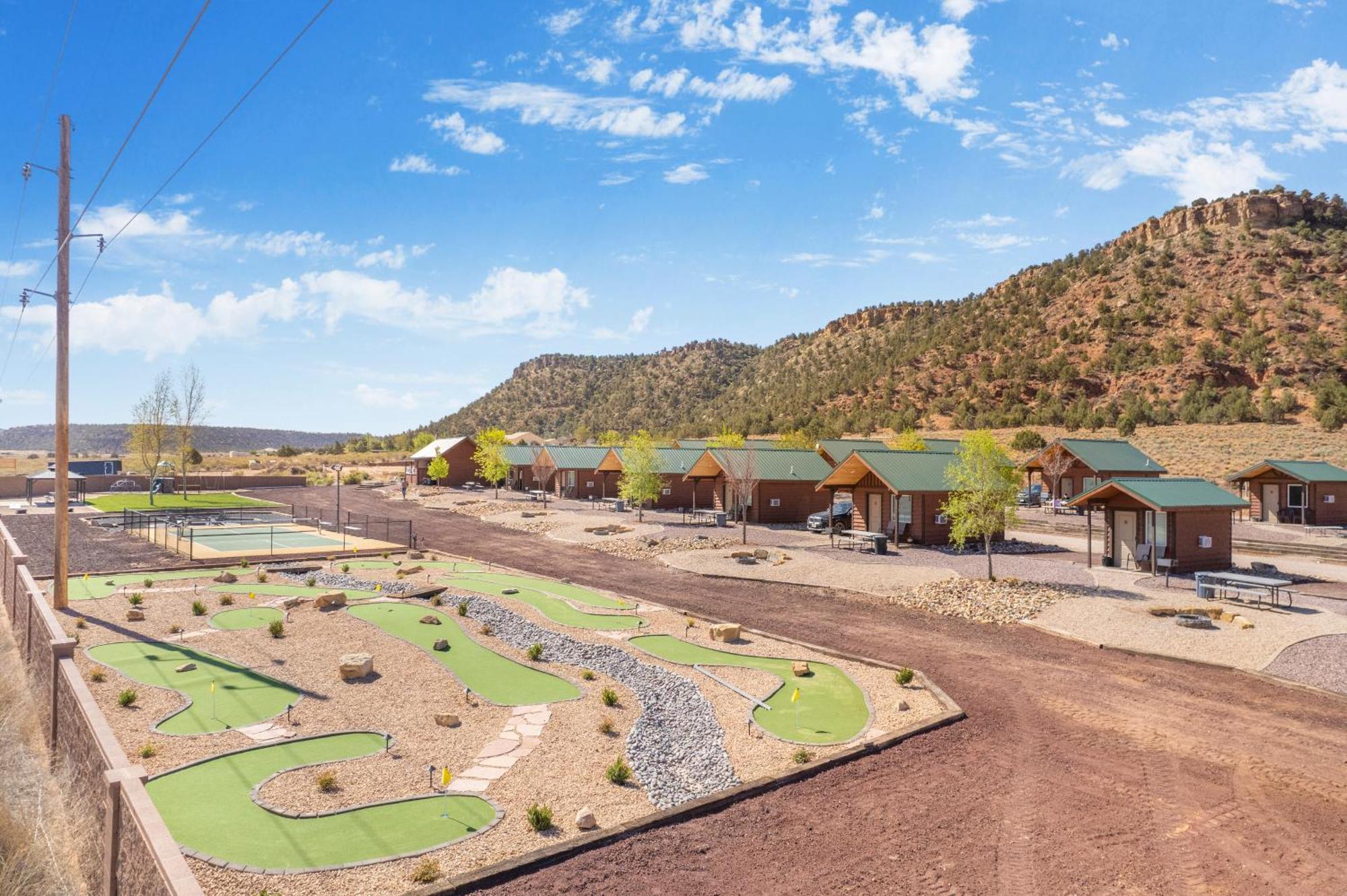 Apple Valley Gooseberry Lodges Zion National Park Area מראה חיצוני תמונה