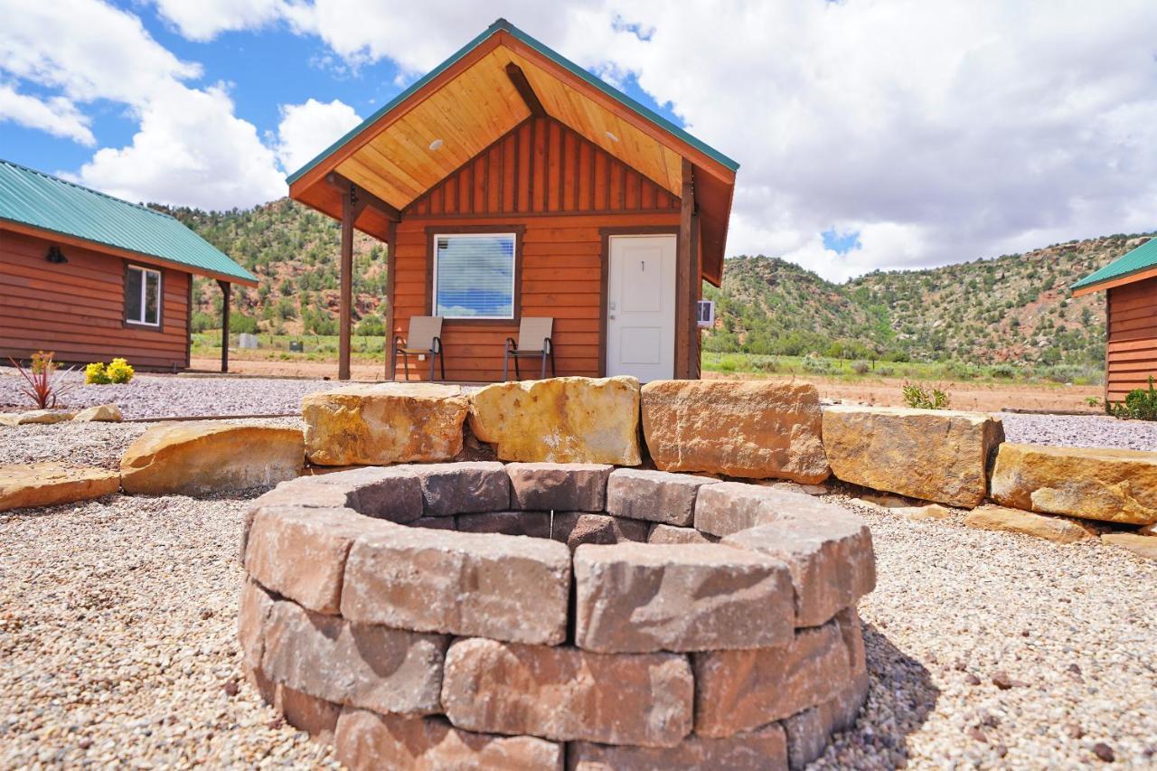 Apple Valley Gooseberry Lodges Zion National Park Area מראה חיצוני תמונה